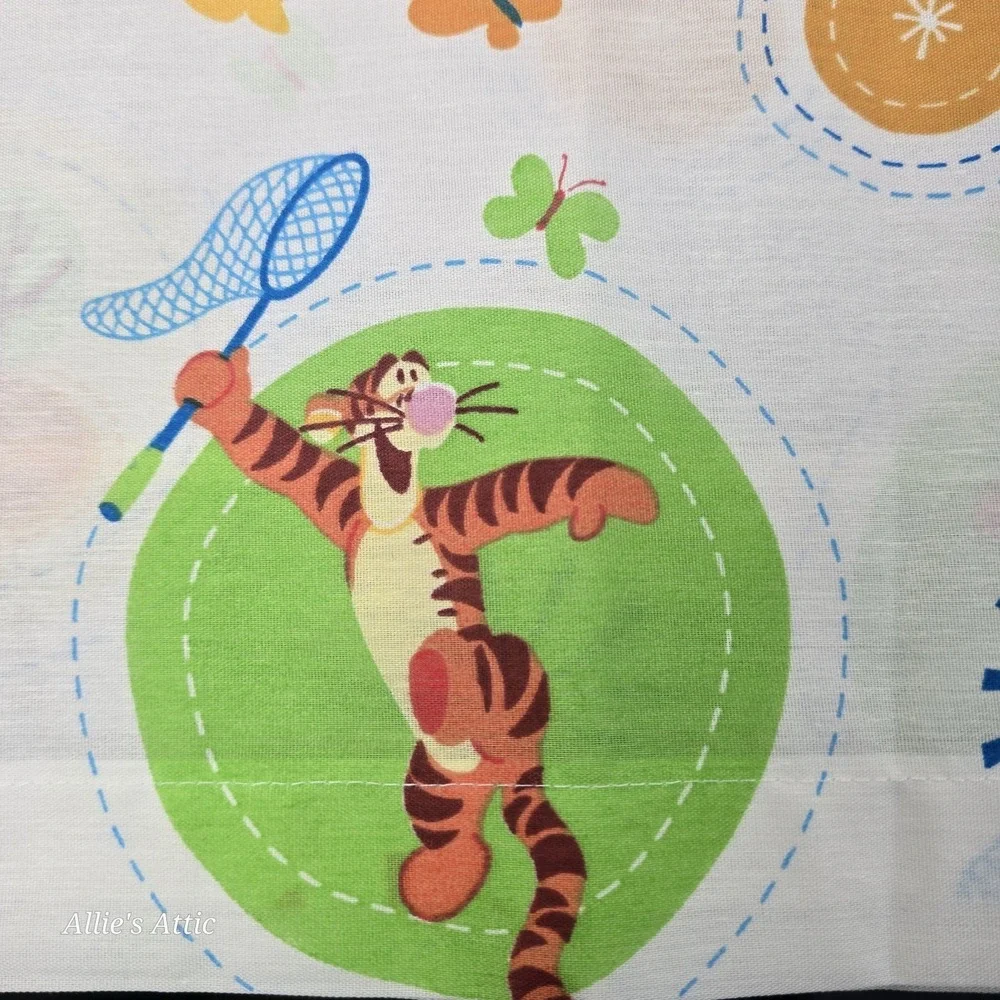 Winnie‎ The Pooh Disney Home Butterfly Valance Curtain Tigger Nursery Decor New